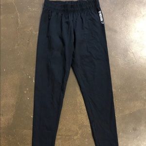 Gym Shark women's black leggings stretch athletic